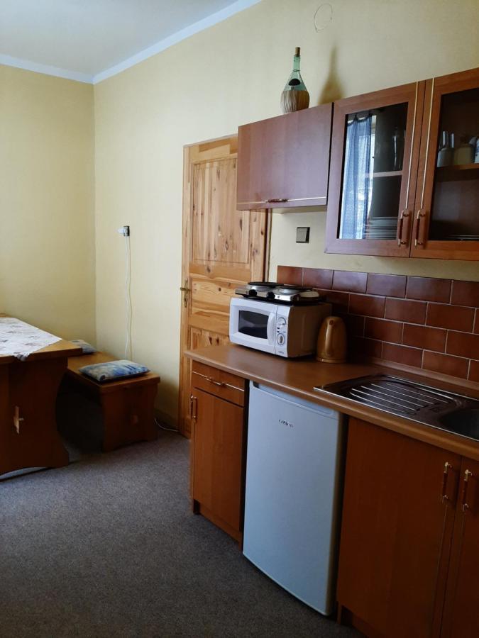 Apartmany-Zamecka Restaurace Jindřichovice Kültér fotó